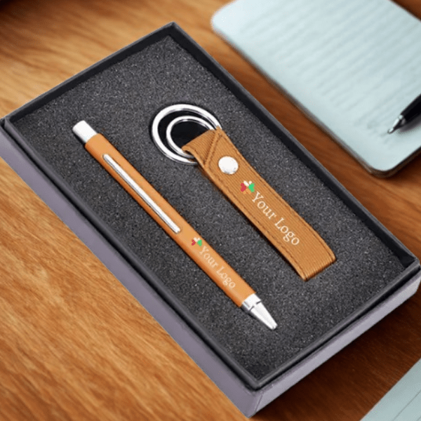 Executive Brown Pen and Keychain Combo Box